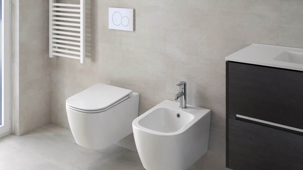 Sanitari nuovi installati in bagno